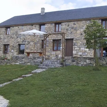 بيت للعطل Peaceful Holiday In Resteigne With Swimming Pool