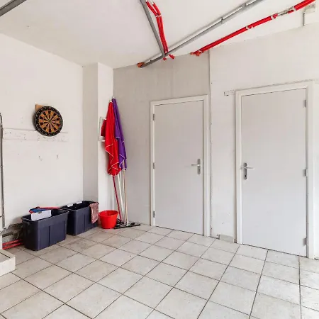 بيت للعطل Peaceful Holiday In Resteigne With Swimming Pool